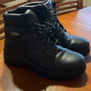 Black Womens 7.5 Boots Skechers